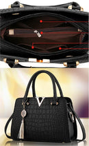 Bolsa Feminina em Couro Legítimo - Veneza