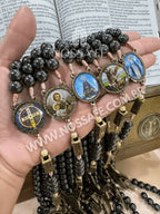 [COMPRE 1 LEVE 2] Terço em Pedras Naturais Hematita Original com os Mistérios do Rosário - 40% de Desconto