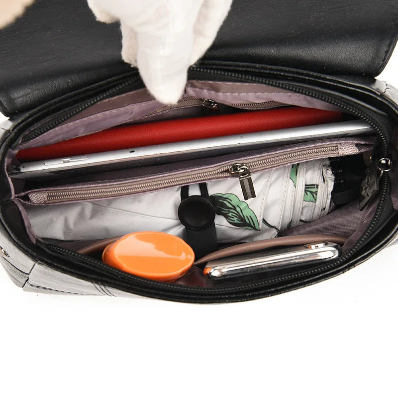 Bolsa Feminia em Couro - Lissandra