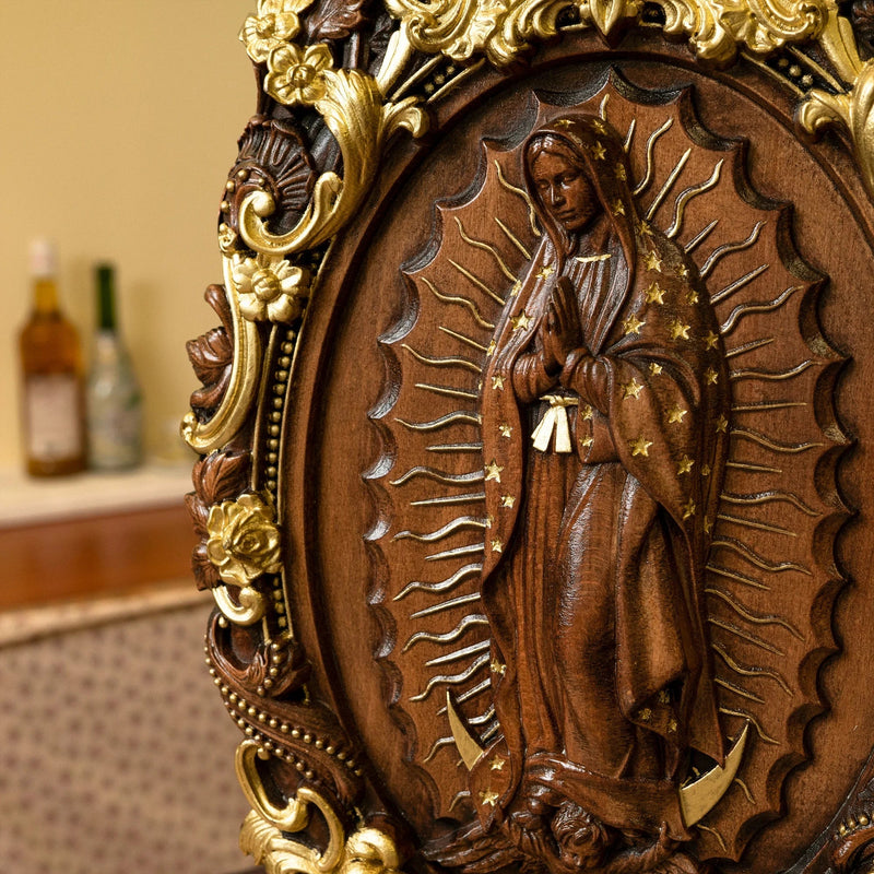 Escultura Nossa Senhora de Guadalupe de Madeira
