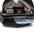 Bolsa Compacta Feminina em Couro Legítimo - Serena