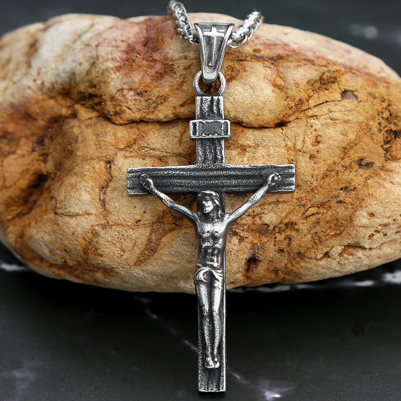 Colar Jesus Cristo Crucificado Vintage